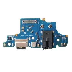 Board with USB-C charging connector, HF and microphone for Motorola Moto G52