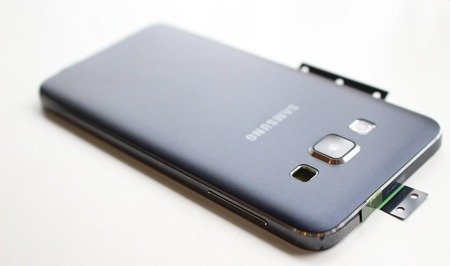 Samsung Galaxy A3 obudowa tylna ze szkłem aparatu - ciemnogranatowa