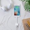 Apple iPhone adapter Belkin 3.5 mm Audio + Charge RockStar  - biały